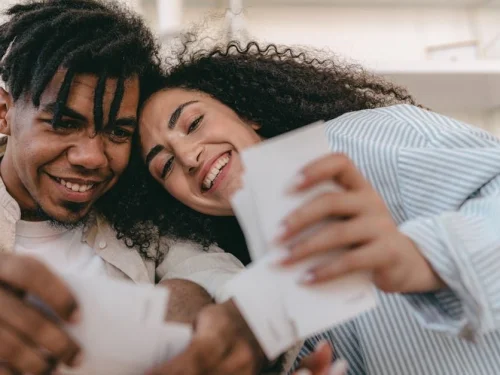 Akrep'in Saklı Hazineleri: 12. Evdeki Puslu Güzellik