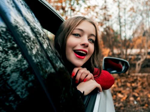 Aslan Burcu 7. Evde: Sahnenin Merkezinde Aşk ve Ortaklık Sanatı