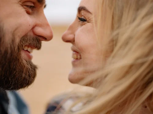 Kova Burcu'nun 8. Evi: Dönüşümün Gizemli Mimarı, Geleceğin Cesur Kaşifi