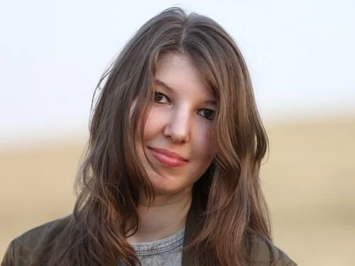 Akrep Burcu Kadını Koç Erkeği Uyumu