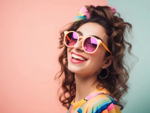 Alçalan Burcu Yay Olan Kova Burcu Kadını