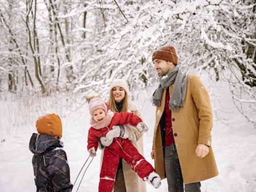 Yay Dolunayının Esintisi: Özgür Ruhun Kozmik Pusulası