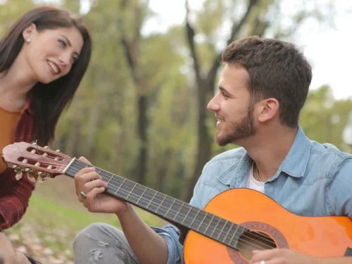 Chiron Kare Juno: Aşkın ve İyileşmenin Kozmik Dansı