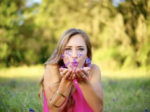 Kaderin Altın Anahtarı: Chiron Kavuşum Juno'nun Gizemli Dansı