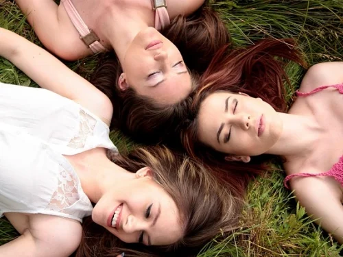 Ücretsiz Doğum Haritasında 1. Ev: Kişilik ve Dışa Yansıyan Enerjinizin Şekillenişi