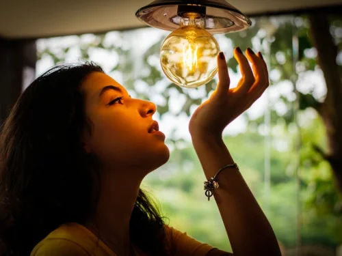 Kova Jüpiter'in Dahi Kaosu: Evrenin Yenilikçi İsyanı