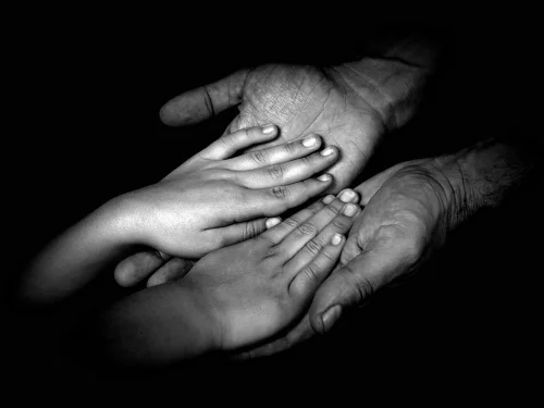 Yengeç'in Kalbinde Neptün'ün Sisleri: Bir Duygusal Kaşifin Destansı Yolculuğu