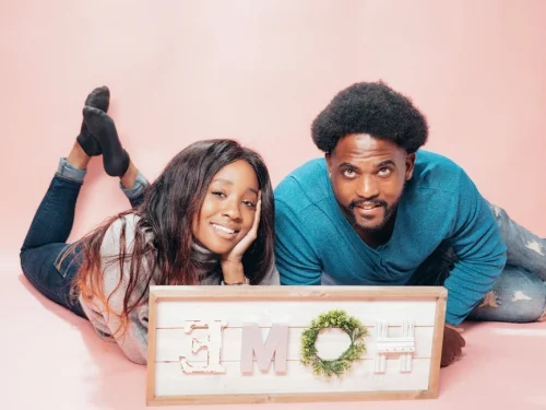 Kova'da Plüton: Dijital Çağın Devrimci Ruhunun Kozmik Kodu