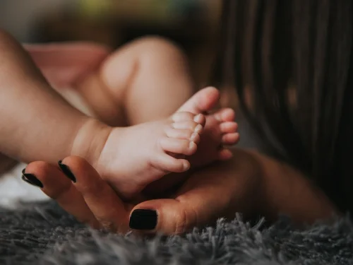 Kaderin Kılıcı ve Ruhun Şifacısı: Plüton Üçgen Chiron'un Olağanüstü Dansı