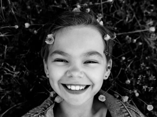 Şans Noktası Üçgen Juno: Kaderin Zarif Dokunuşu ve Evlilik Sanatının Usta İmzacısı