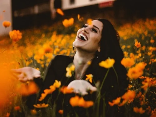 Yükselen Burcu Terazi Olan İkizler Burcu Erkeği